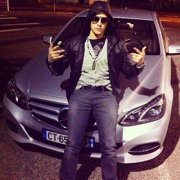 inconnuee17's profile picture. #HayceLemTeam ~ #FREEKZA ~ #TeamInsomniaque ~