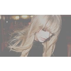 free follow from @wanderlustswxft pls follow her bc why not