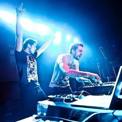 洋楽好きあつまれ 1dも中々好きなんですよ 私の携帯の着信音にもなっています 私はナイルが好きですねー笑 このナイルとハリーかわいい笑 Http T Co Lidv6bkxsv 洋楽好きあつまれ 1dも中々好きなんですよ 私の携帯の着信音にもなっています 私はナイルが好きですねー笑 このナイルとハリーかわいい笑 Http T Co Lidv6bkxsv