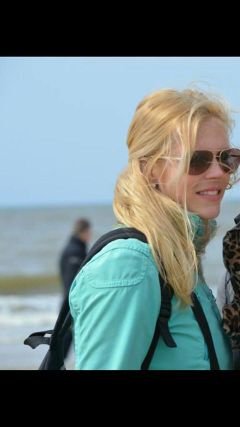 suzannejoline89's profile picture. 