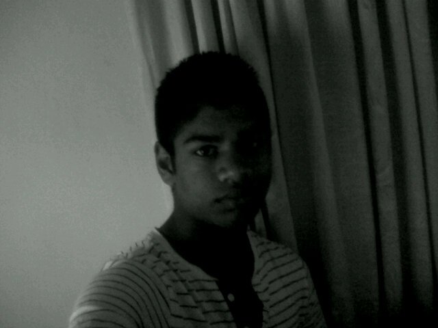 Jameelhoosen's profile picture. Bbm:  273306E3. Whatsapp. 0845891238