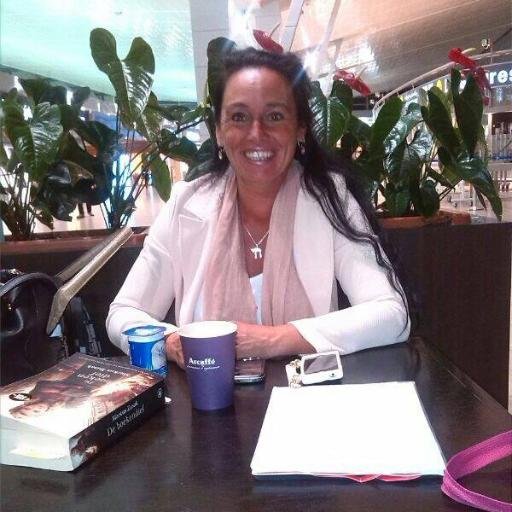 TinekeMolendijk's profile picture. Docente geschiedenis en bestuurslid van Stichting Loods 24 en lid van de onderwijswerkgroep Joods Kindermonument in Rotterdam