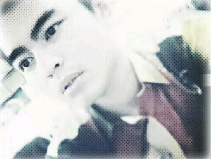 halow..i'm Ayraf... Kekecewaan mengajar kita erti kehidupan.Teruskan perjuangan kita walaupun terpaksa menghadapi rintangan demi rintangan dalam hidup...smile