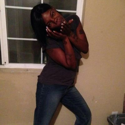 Im a cool Female that dont have time for lil kids if you not about that grow folks shit then dont bother