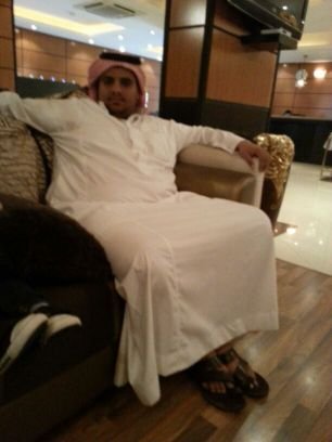 مشاعري تفرق عن باقي الجيل .... وطموحهم ما هو ب يشبه طموحي..