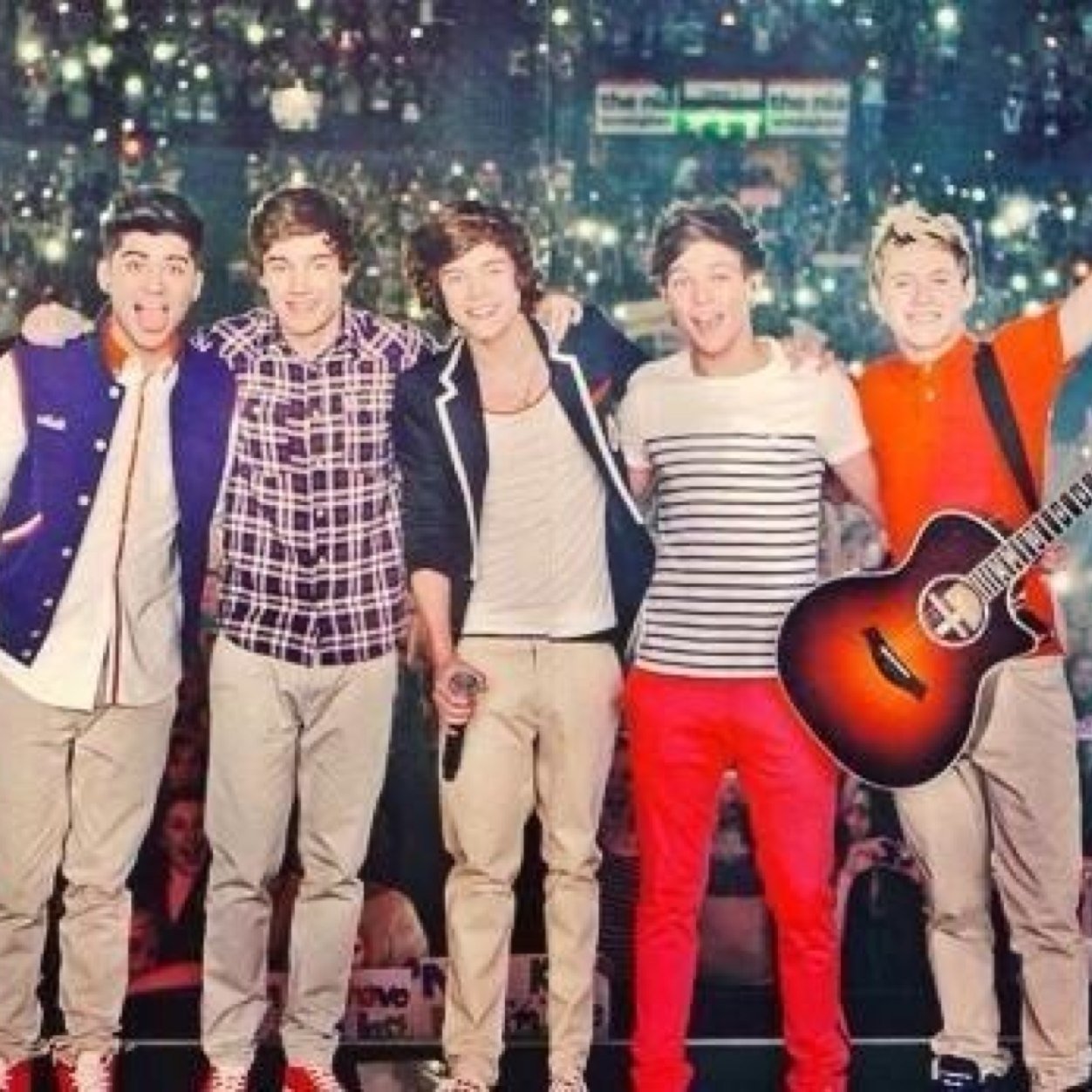 VOTING MY FUCKING ASS OFF #MTVHottest ONE DIRECTION But got tweet limit so this is my back up so follow my main acc @Lukesbuttdimp