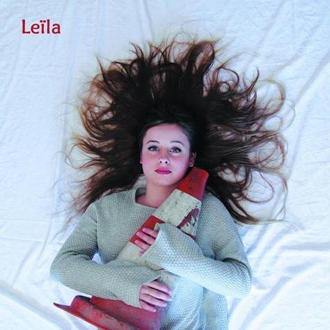 Auteur/compositeur/interprète.

#TeamLeila #Fanleila

#Thevoice3