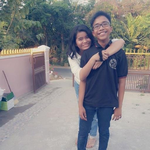 desraa_tariigan's profile picture. James , bng stephen , dan , apul , bng roy , hose ..
miss you PANDU KESAYANGAN :*