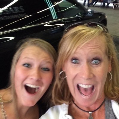 Teacher, mom, Limelife By Alcone Beauty Guide