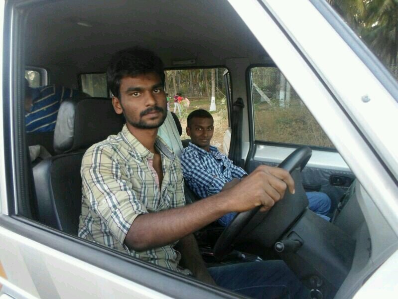 realmanan's profile picture. 