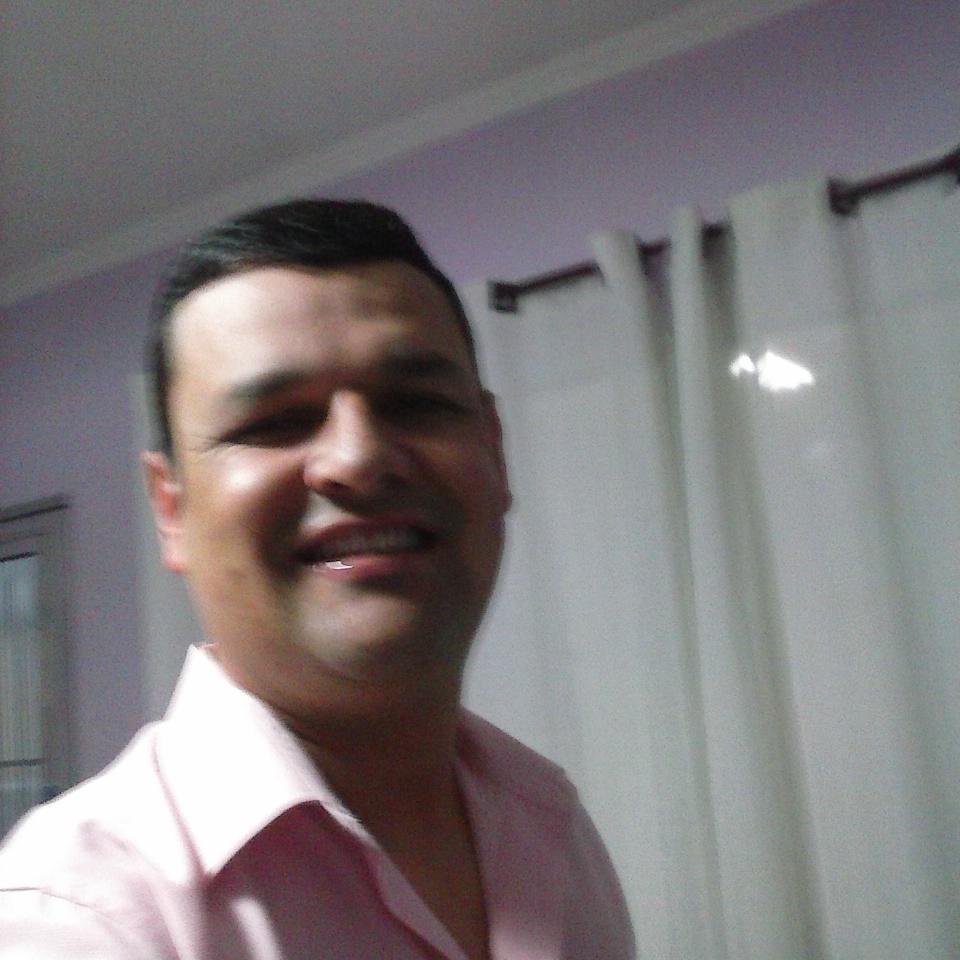 A posta da vida e acreditar que tudo e possivel basta crer!!  Nada como um dia apos o outro "