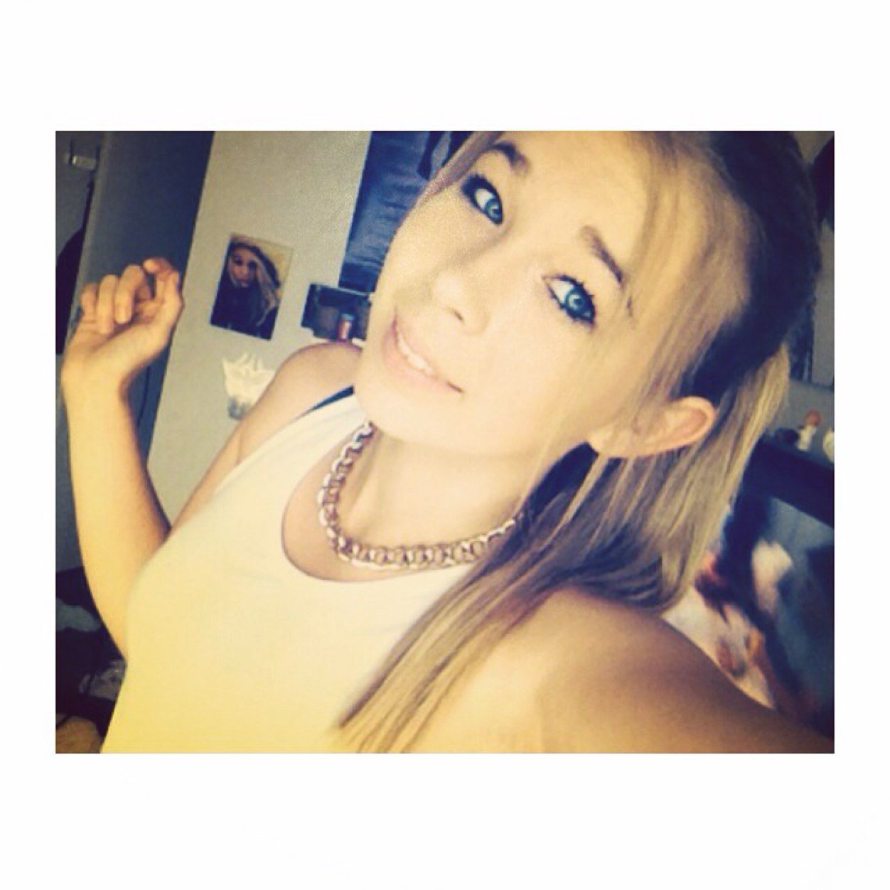 selinakimgraf13's profile picture. MY BiGGEST DREAM: JUSTIN FOLLOW ME!! BEST IDOL 'JUSTIN' BEST SINGER 'JUSTIN' OK STOP. Lol -JUSTIN IS EVERYTIME AND EVERYWHERE THE BEST IN THIS WORLD!!