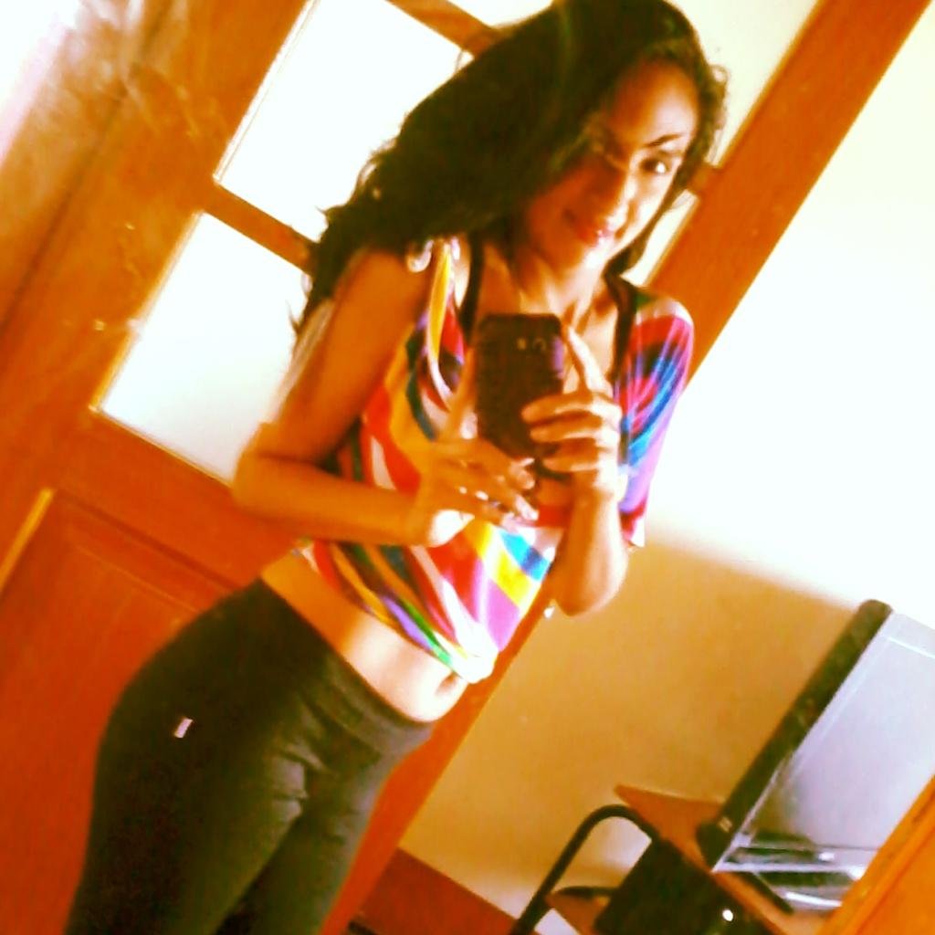 una chica mui humilde me gusta slir adelante por mi propia cuenta!(*)̷̸̷̸̐̐♡̬̩̃̊☀̤̣