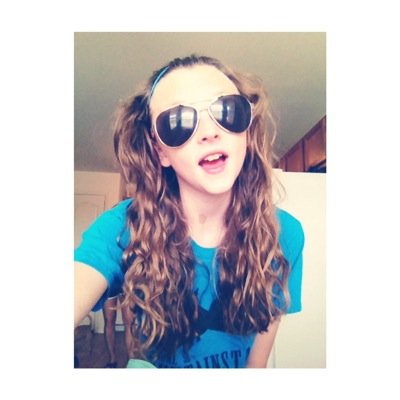 AllyNicols's profile picture. 