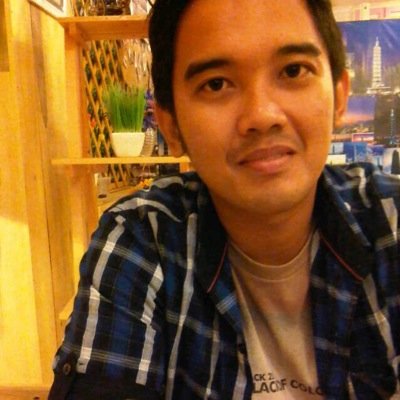 Urip gur numpang ngopi, yen keseriusen banget dadi pait, yen kesusu kepanasen, biasa wae luweh enak, dinikmati wae ora perlu lebay