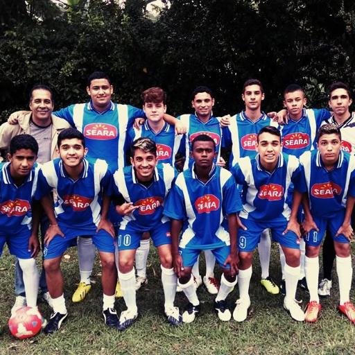 Mais novo time de futebol do rio do ouro, onde jogamos com muita raça mais tambem implatamos nossa maneira de jogar com habilidade.