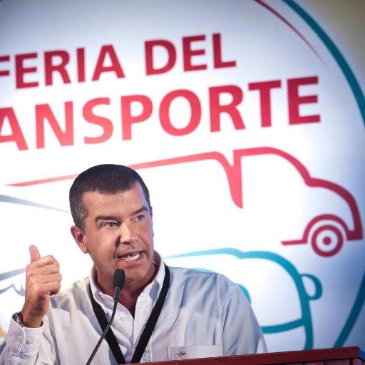 Empresario. Hace 16 años ideé la revista ícono del #transporte chileno. Hoy, organizo a esta industria en la web.