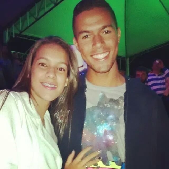 A vida me ensinou a nunca desistir, nem ganha, nem perder. mas procurar evoluir