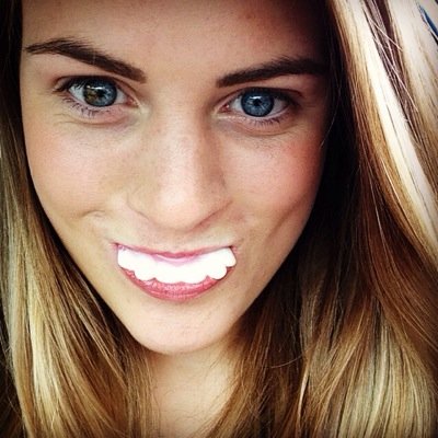 georgiepovey's profile picture. 