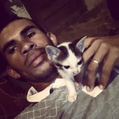Posso não ser quem vc pensar, mas tenho o q vc Gosta...