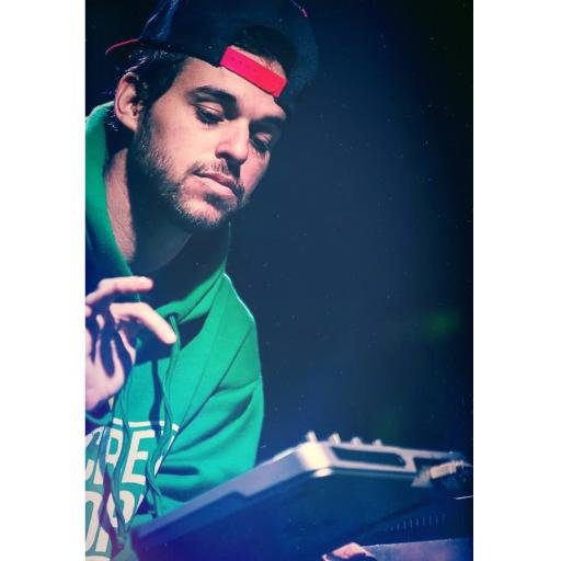 Fã Clube dedicado ao grupo de Rap @conecrewdir! Meu Orgulho♥  _/=\_
Dona: Júlia
Criado:16-02-13 Fã desde : 26-07-12 Oficializado: 22-01-14