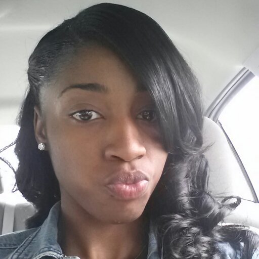 Hi, My name is Taylor and you should follow me :) #TeamSkinnyChicks #TeamIndependent #TeamNoKids #TeamGod1st♡♡♡
