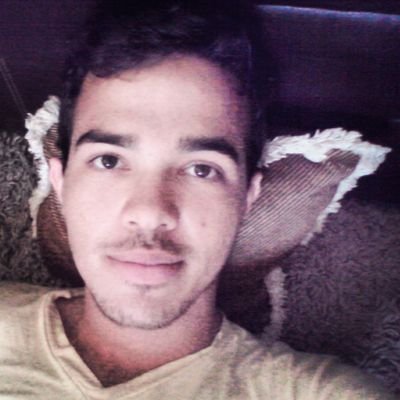 De fé
Simples de coração ;)
De fé
https://t.co/6TBNV3eD
pagina:Humberto Gessinger: