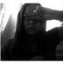 just a worthless girl with borderline, ptss, a creepy voice in her head and a depression// i really want to die// 14 // the netherlands// suicidal attempts; 13
