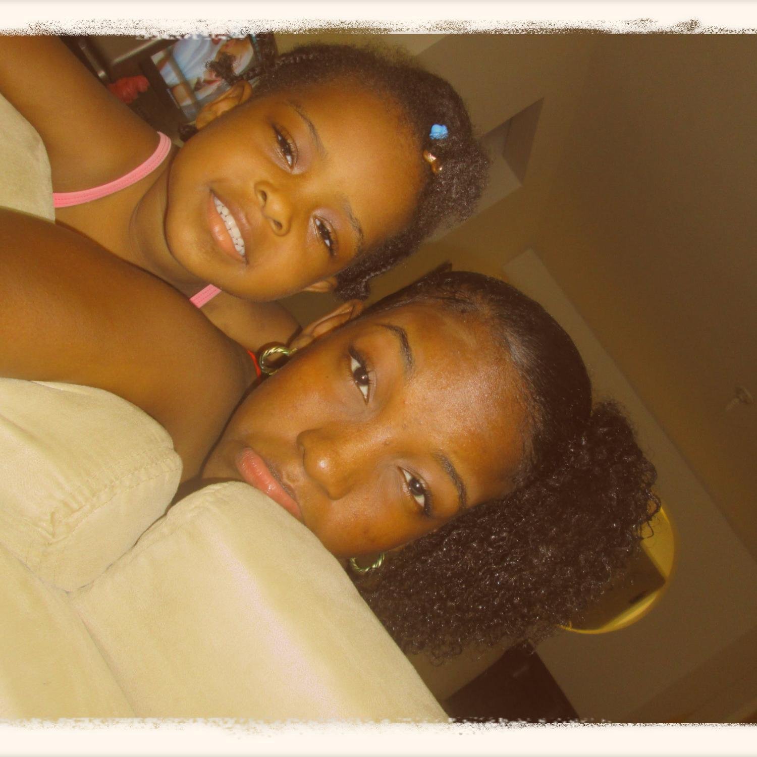 annypaoliita's profile picture. Hey, I'am #Team_Mindless° #Team_Breezy¡¡ ☺ 
#Team_singer 3  
#Followme_and I will follow :$ 
I' 3 Youu° #Dance ☺»