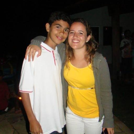 uhuhhhuuuuu formei e casei, o q mais queremos? mta cachaca.