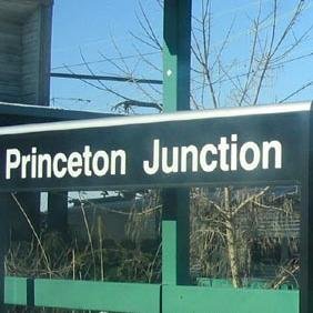 CNJ08540's profile picture. calling NJTransit on their bullshit.  Proud Dem who enjoys reminding cons that the Founding Fathers were liberals. 🏳️‍🌈