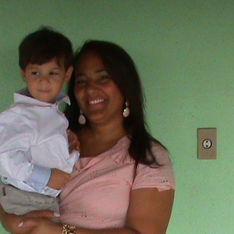Feliz tenho uma família! Tenho caráter e tenho Jesus no coração!!!