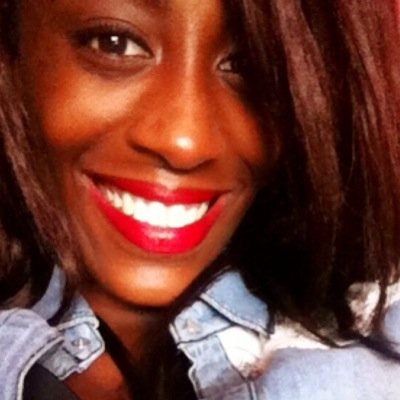 Une description de moi ? Entre tous ces tweets, je raconte déjà ma vie.