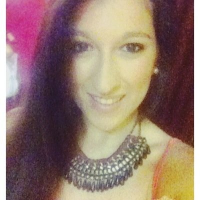 Alicia_WTF's profile picture. Wildly.