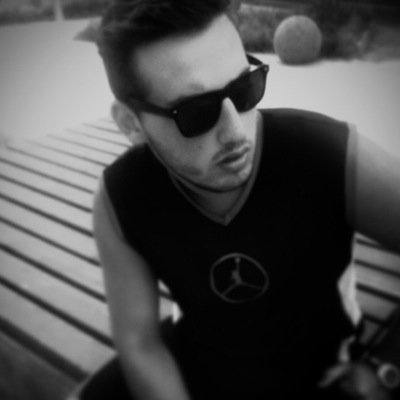 senterkan's profile picture. Fashion Photographer