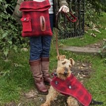 Original and stylish designs for discerning dogs and their owners, handmade from Harris Tweed and leather, made to measure dog coats, bags, collars and leads