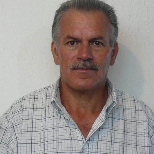 Licenciado en Administración de Empresas del ITCR, Trabajo de manera independiente como Corredor de Bienes Raíces
