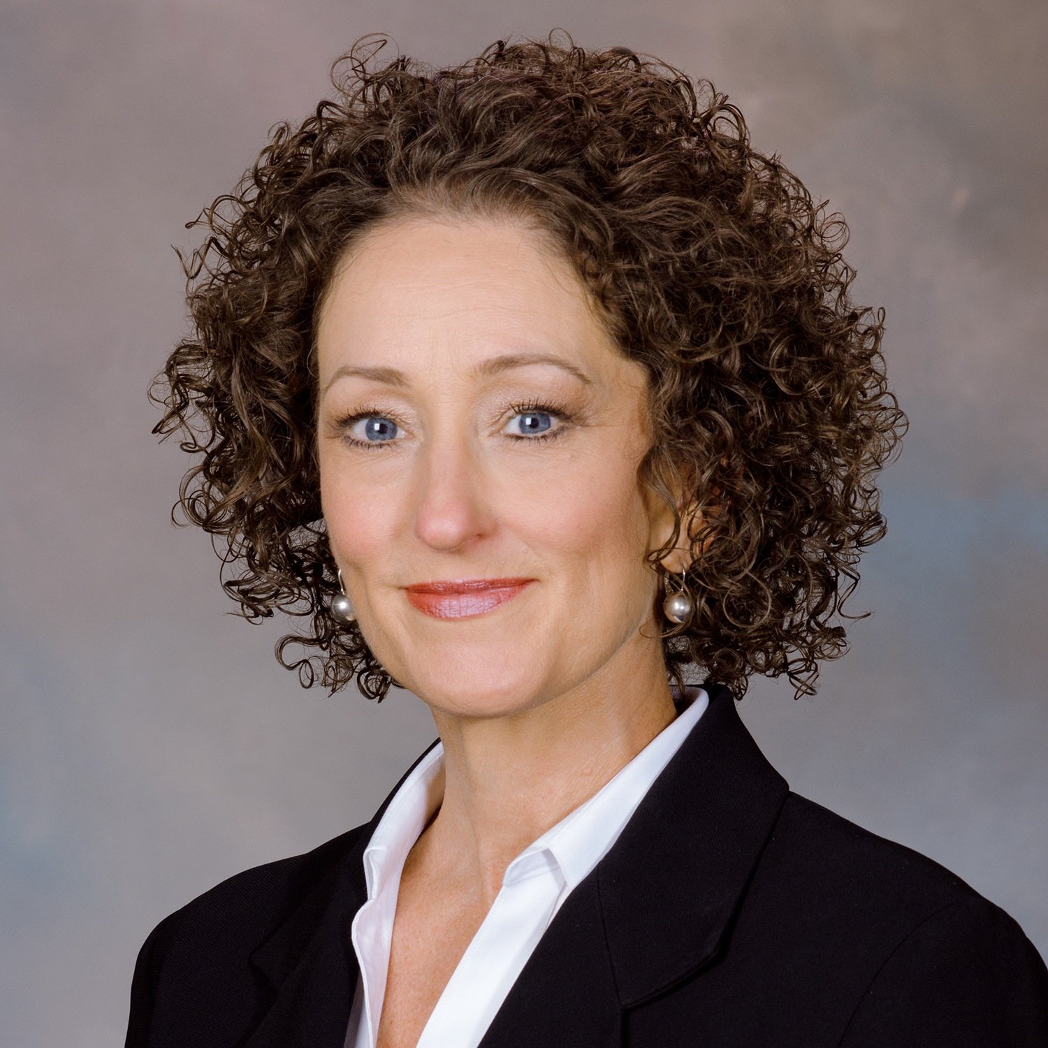 Leadership coach and consultant, speaker, forever learner, transformation junkie, recovering ex-pat, loves #RVA, yoga