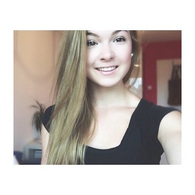 Chantal Hochuli (@Gwen_Hochuli) | Twitter - 400 x 400 jpeg 19kB