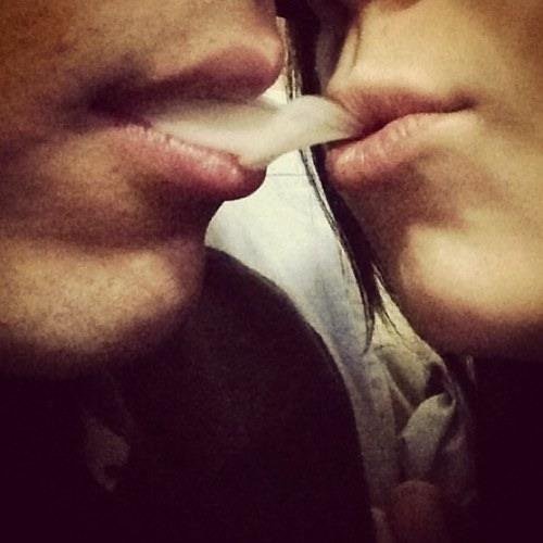 A couple that loves each other, and also the green. (T: @blazeddninja & E) #kushkouple