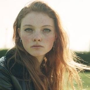 19-year-old Gryffindor Alumni. Daughter of Harry and Ginny, sister to James and Al. My family is bonkers.