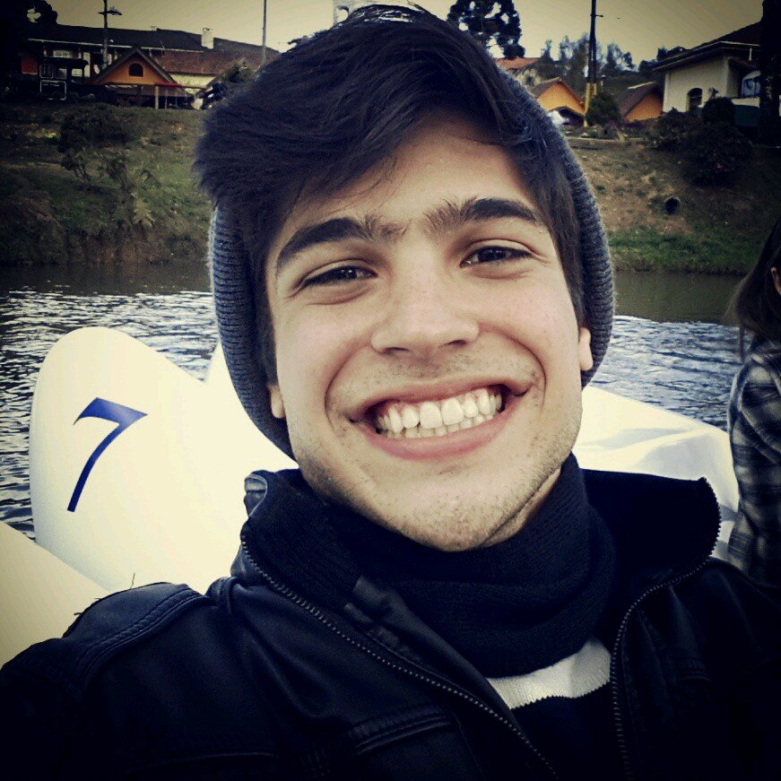 _Fe_Soares's profile picture. Let Me Write My Own Line