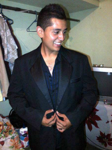 AldairIng's profile picture. Rio, sueño, quiero, amo, me caso y muero x)