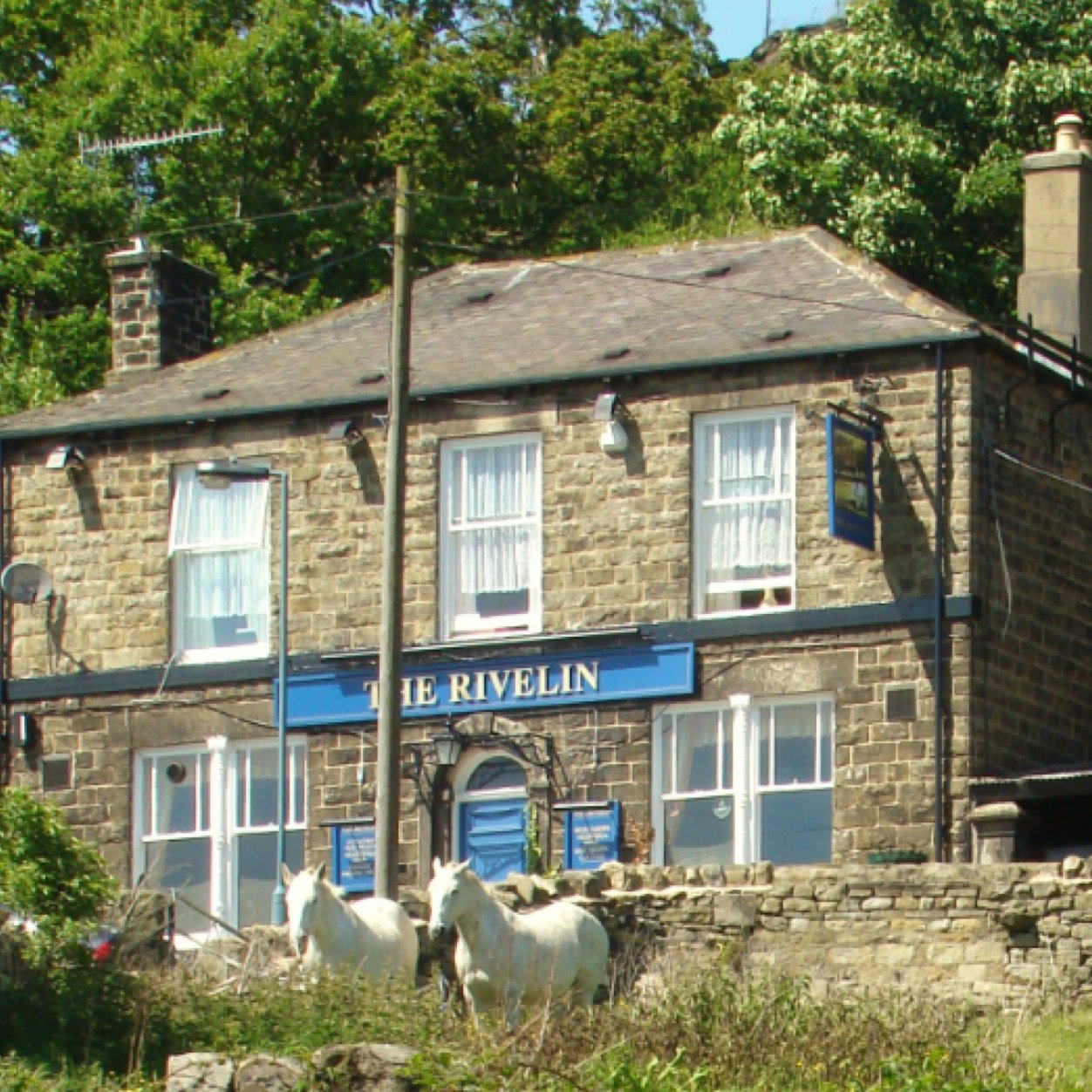 Rivelin_Pub's profile picture. RECENTLY TAKEN OVER!
NOW OPEN 
(0114) 2336650
come & see the new look
