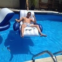 Soy muy entregado a mi trabajo pero cuando tengo mis tiempos libres los difruto al maximo