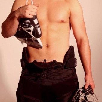 Helpless romantic. Lovein' beer, hockey, and life. Studying engineering in mke. 19.