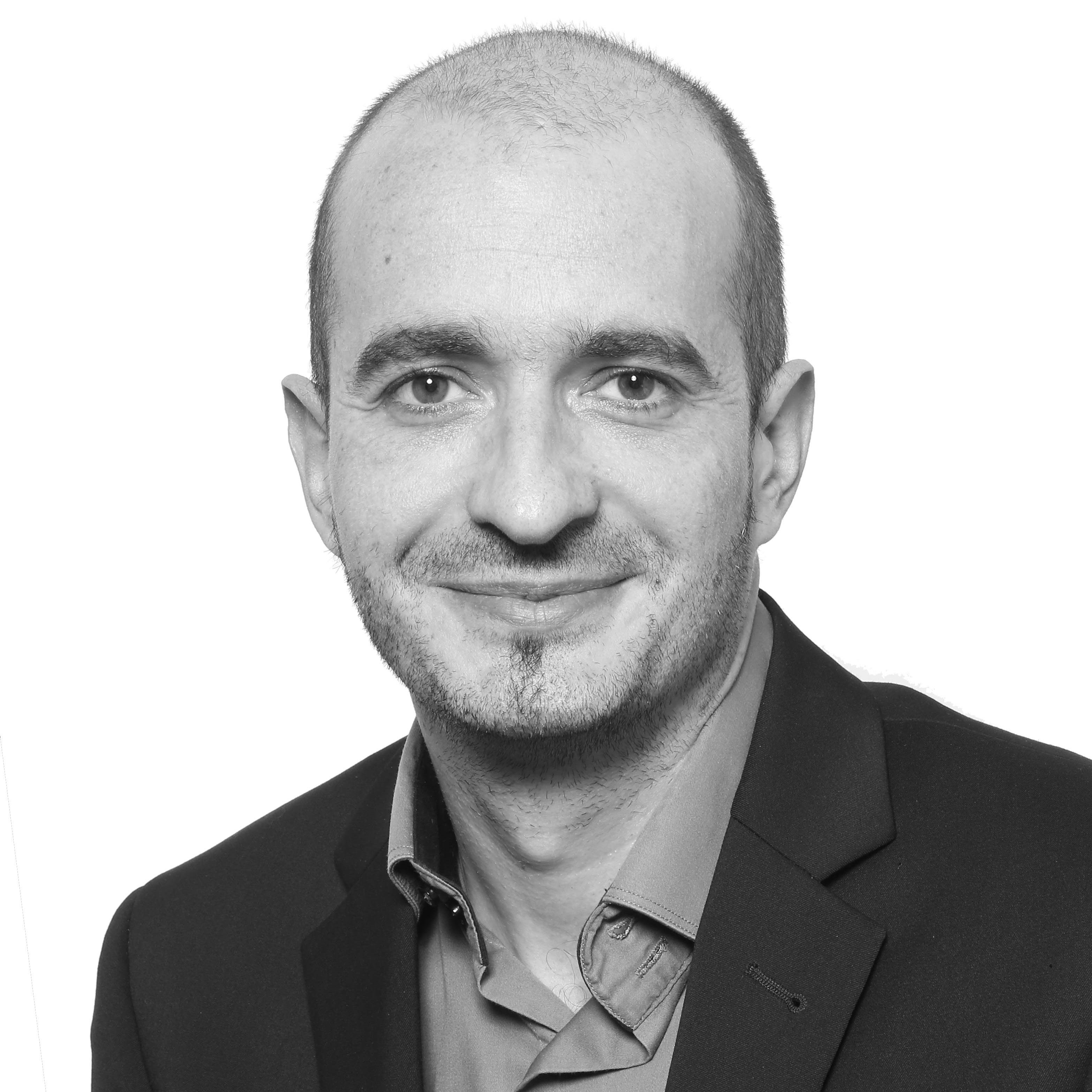 Imprégné par le marketing digital depuis 2000, mais du côté technique. Passion pour les jeux vidéos et administrateur de @sc2replayfr