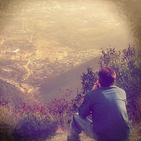 اﻗﺮؤوﻫﺂ ﺑﻬﺪﻭﺀ ..!

ﺁﻟﺒﻌﺾ ﻳﺮﻳﺪ ﻣﻨﻚ ﻭﻵ‌ ﻳﺮﻳﺪﻙ ﺁﻧﺖ ♡̷̷

http://t.co/WzgTczSkIo