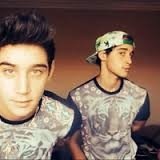 heyy... can you rt my drawing i did for janoskians please means a lot to me thanks.. and if you want can follow my fan account @jais_asshole