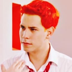 Sou Giovanni, sou lindo, sou gostoso minha namorada e Victória ele minha gata odeio ser pobre eu tenho vergonha dos meus país